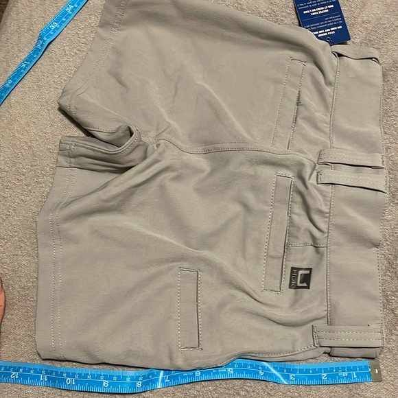 Huk boys shorts nwt - Picture 2 of 4